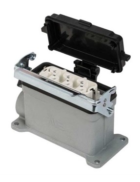 Mete Enerji 403742S 6X35A Çoklu Duvar Prizi (Tek Met.MandallıMen.Kapak) 400-690 V
